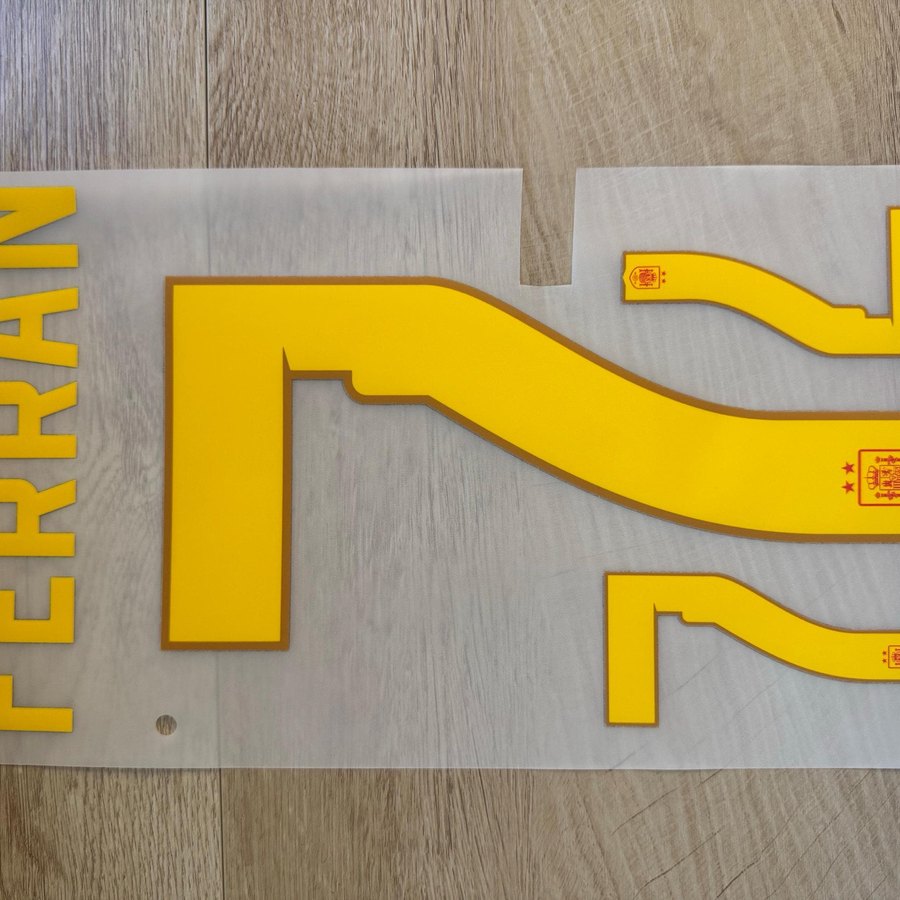 Ferran 7 Nameset — Spain Home 2026 (Gold)