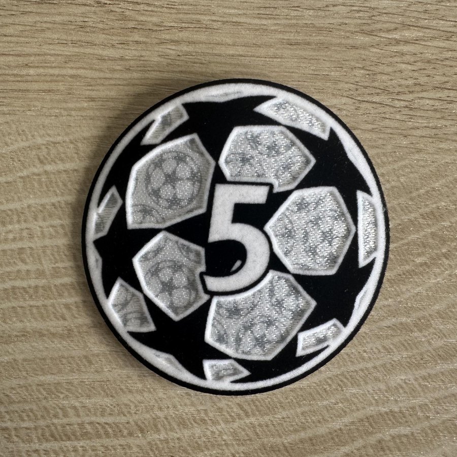 Champions League 5 Titles Starball — Barcelona